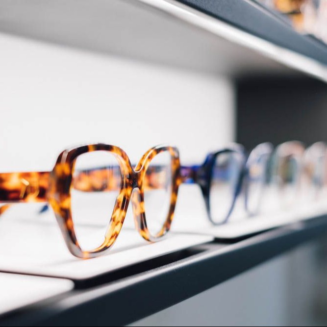 Top Vision Instore glasses display shelf